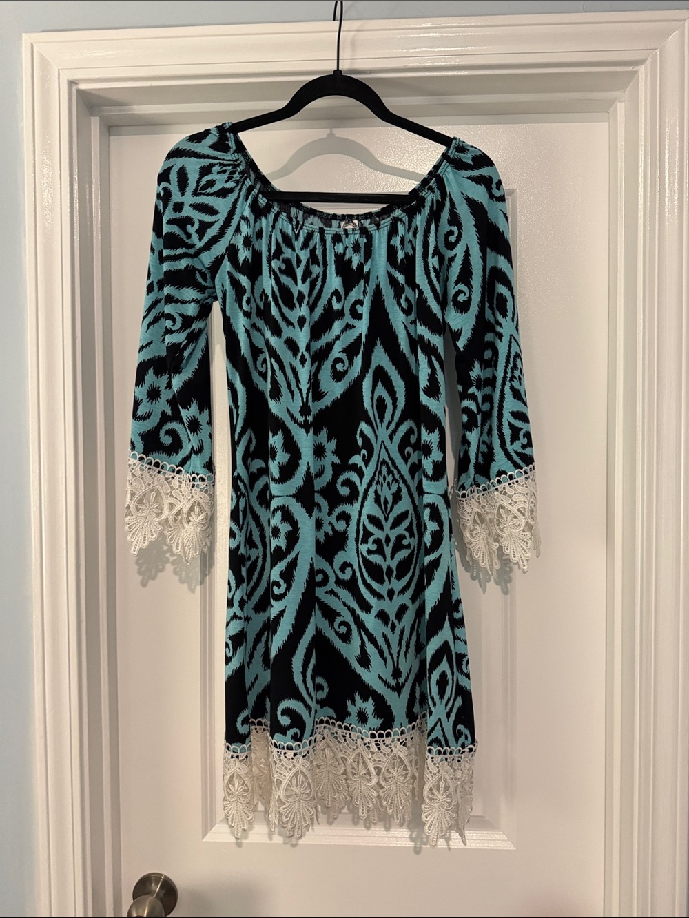 By Together Turquoise & Black Lace-Trim Long Sleeve Shift Dress